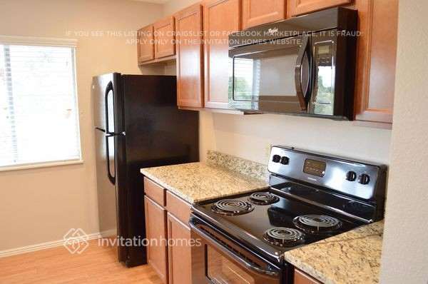 Building Photo - 17659 E Utah Pl