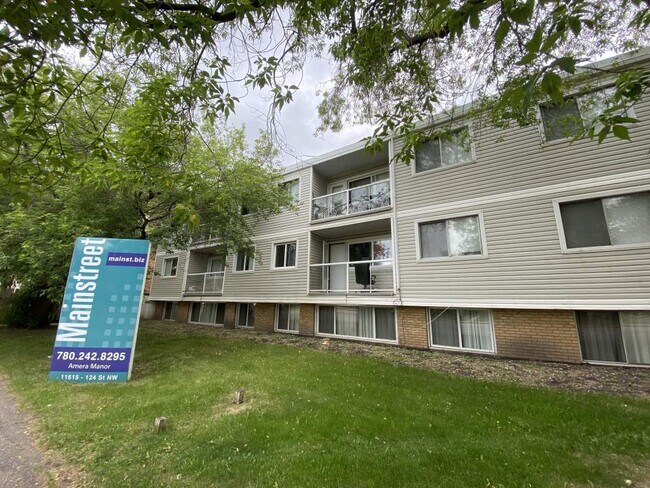 Photo du bâtiment - Amera Manor Apartments