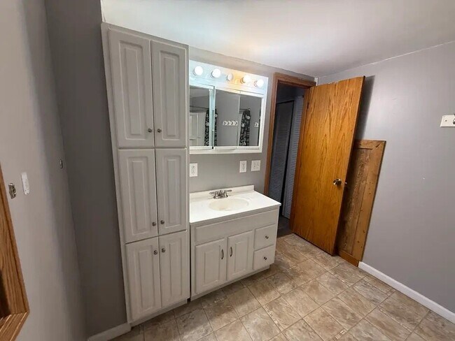 Foto del edificio - 1414 Beltrami Ave NW