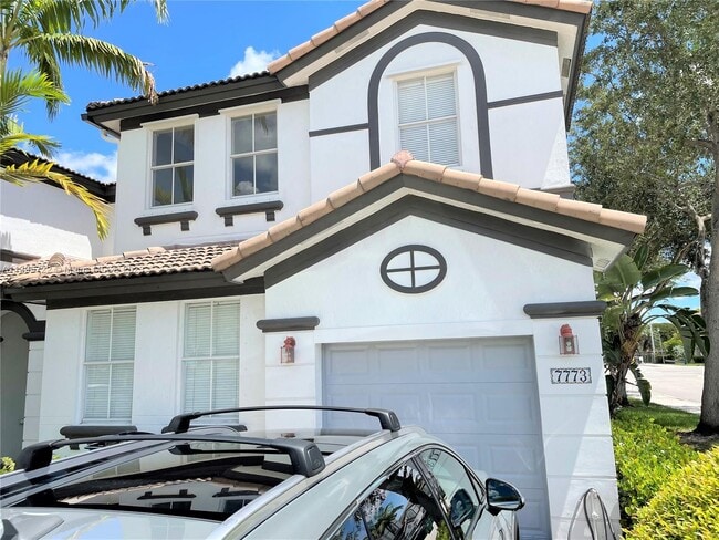 Building Photo - 7773 NW 114th Path