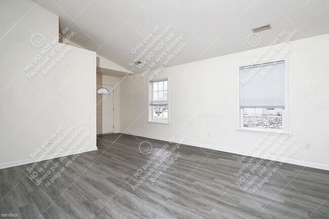 Foto del edificio - 3 br, 2 bath House - 5418 Dollar Run Ln