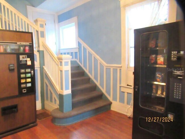 Foto del edificio - 730 4th Ave N