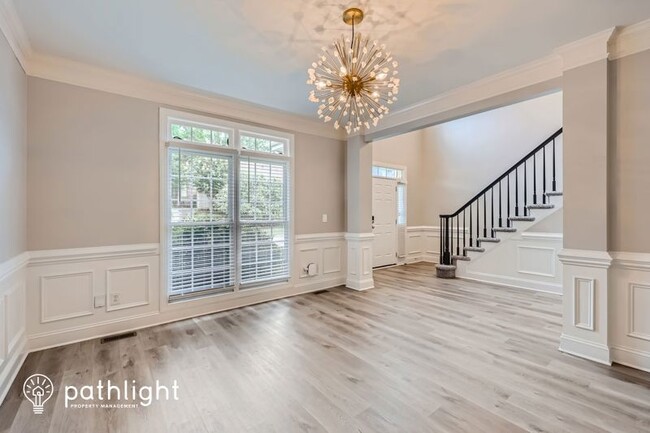 Foto del edificio - 1332 Bershire Ln