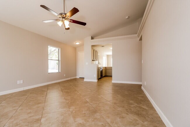 Foto del edificio - 14309 N 125th Dr