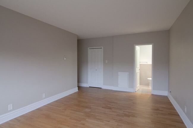 Photo du bâtiment - 4555 Av. Bonavista
