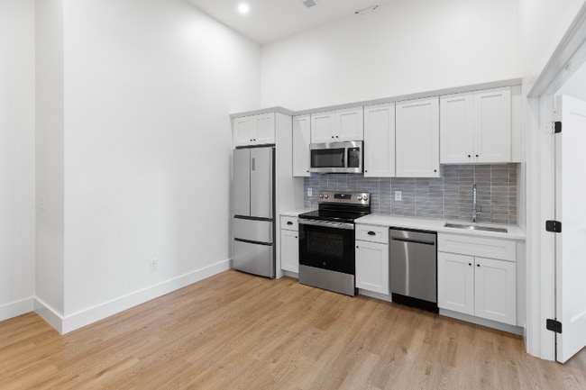 Foto del edificio - 101 Richmond St