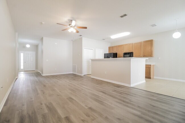 Building Photo - 4831 Petal Pawpaw Ln