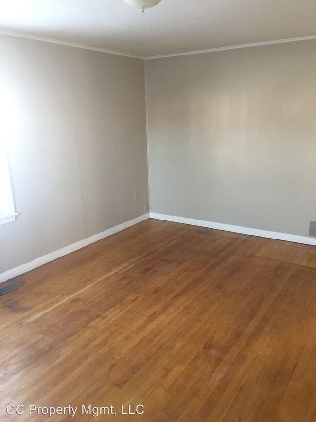Building Photo - 3 br, 1 bath House - 1116 Haines Ave.