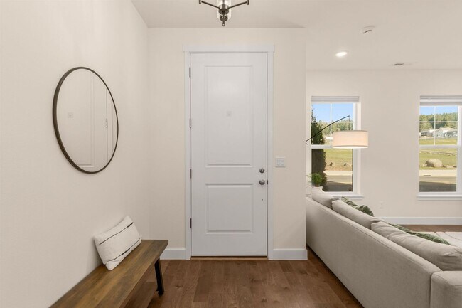 Foto del edificio - Modern 3 Bedroom, 2.5 Bathroom Townhome in South Cooper Mountain