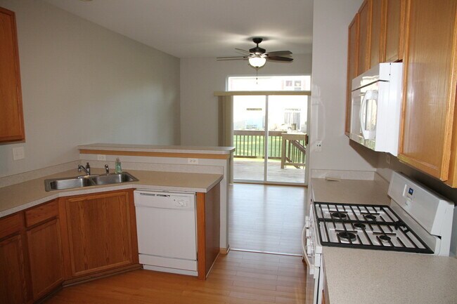 Foto del edificio - 383 Chesapeake Ln