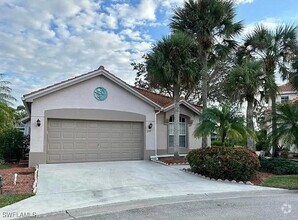 Building Photo - 200 Lady Palm Dr