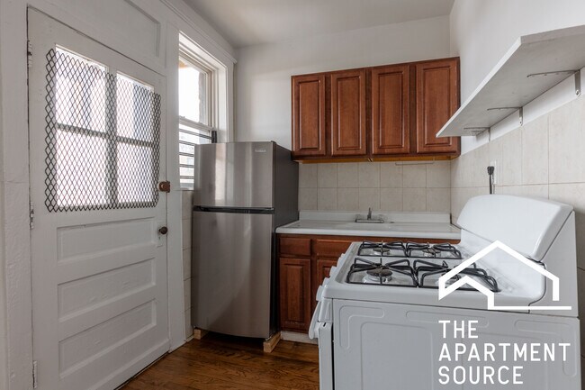 Foto del edificio - 2661 N Spaulding Ave