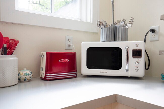 Foto del edificio - 1139 S Brook St