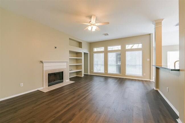 Building Photo - 3714 Paigewood Dr