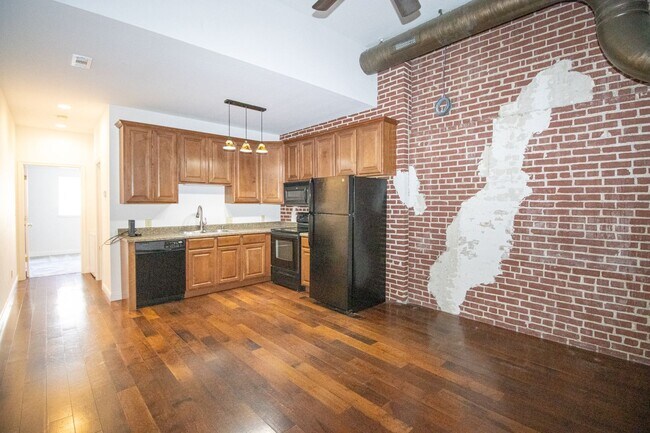 Foto del edificio - 10 N 10th St