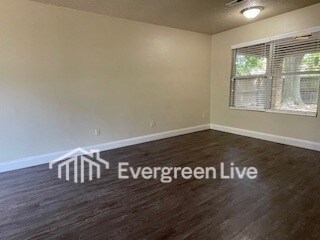 Building Photo - 105 Barnsbury Ct