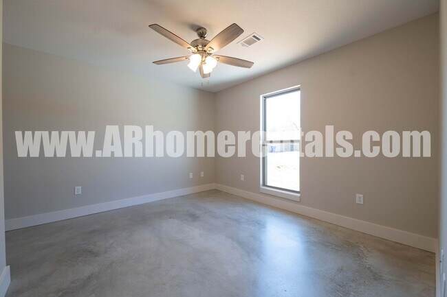 Foto del edificio - 29 John Ross Dr