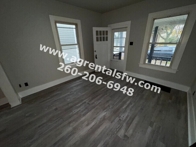 Building Photo - 1426 Oakland St