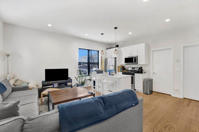 Foto del edificio - 2735 W Potomac Ave