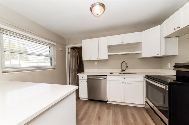 Foto del edificio - 6420 26th St W