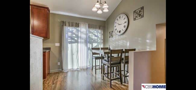 Foto del edificio - 16005 Birch Ave