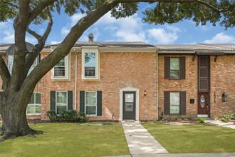 Building Photo - 14213 Lost Meadow Ln