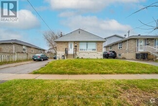 Building Photo - 776 Phillip Murray Ave