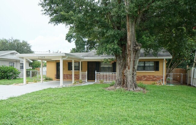 Building Photo - 2709 W Osborne Ave