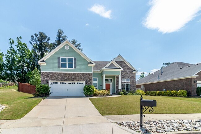 Building Photo - 5 Bedroom 4 Bath Home in North Augusta!