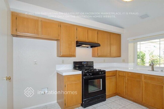 Foto del edificio - 21739 Walnut St