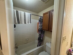 Building Photo - 12300 Brookglade Cir