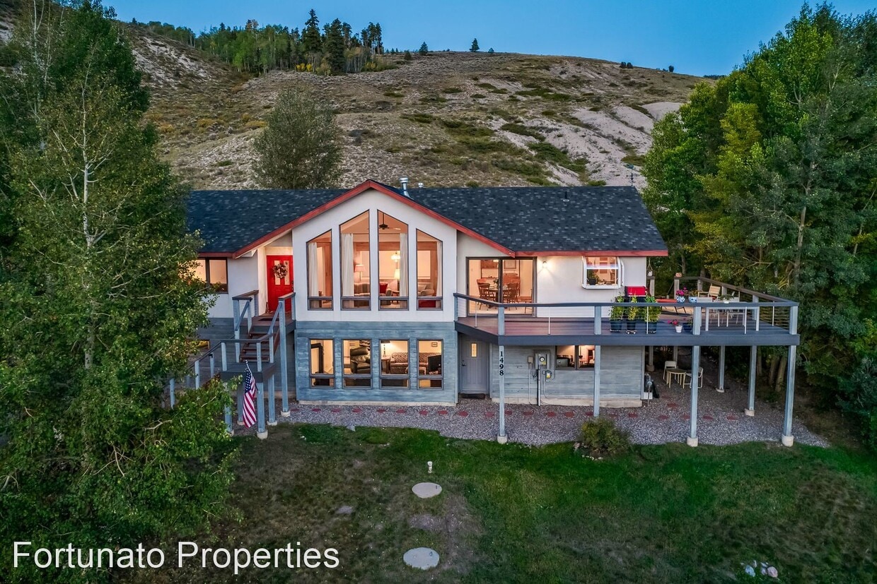 3 br, 3 bath House 1498 Rainbow Dr House Rental in Silverthorne, CO