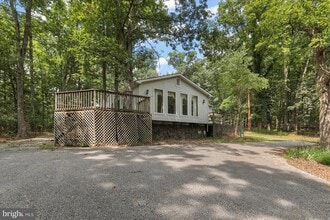 Building Photo - 555 McGlaughlin Rd