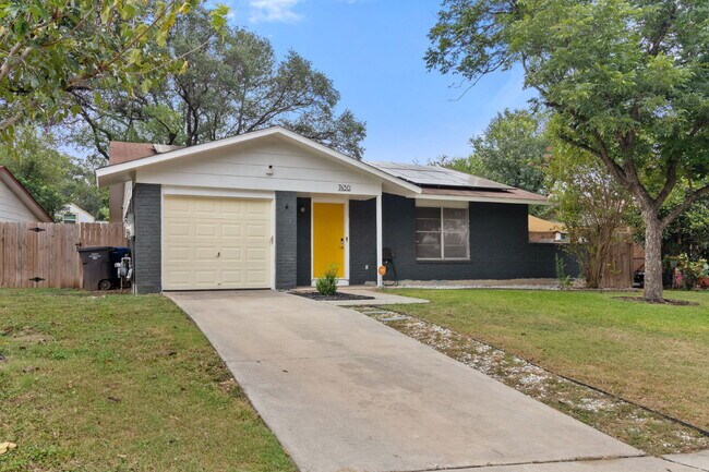 Foto del edificio - 7430 Saddlewood St
