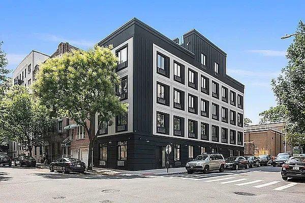 Primary Photo - 3 bedroom in Bronx NY 10467