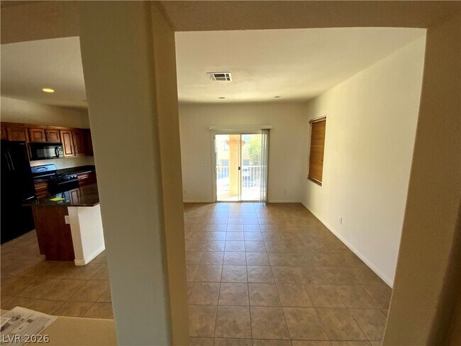 Building Photo - 1182 Enzo Ave
