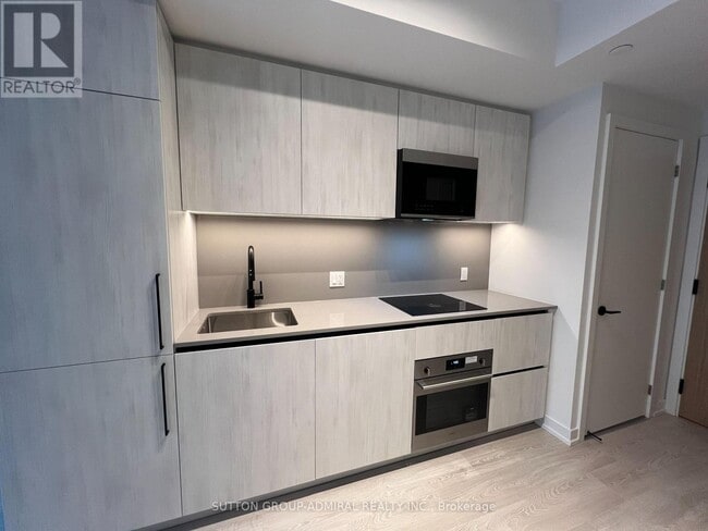 Photo du bâtiment - 35 Parliament St