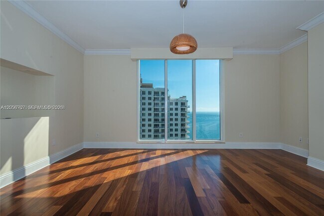 Foto del edificio - 901 Brickell Key Blvd