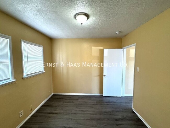 Foto del edificio - 13812 S Avalon Blvd