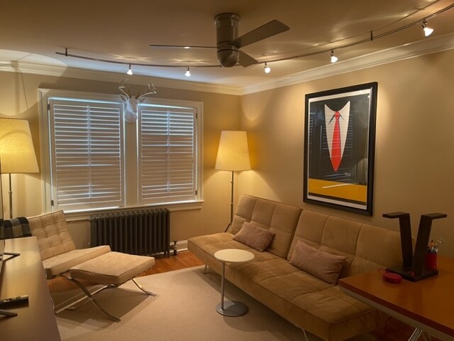 Foto del edificio - 4559 MacArthur Blvd NW