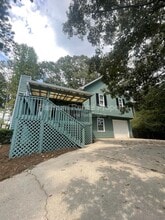 Building Photo - 377 Arbour Way
