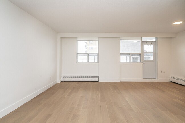 Photo du bâtiment - 190 Jameson Ave
