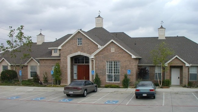 Foto principal - Prairie Estates Luxury Townhomes