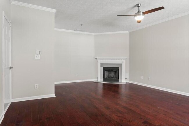 Building Photo - 2610 Avery Park Cir