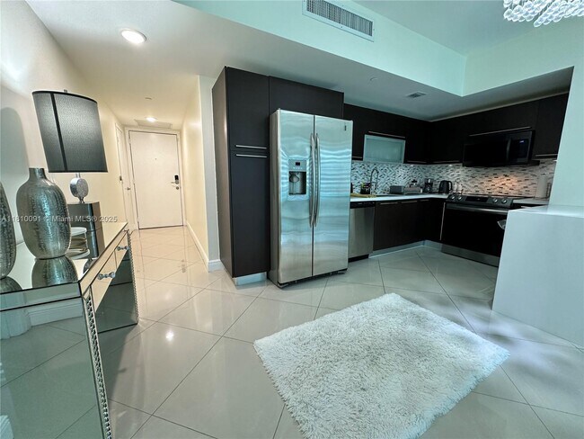 Foto del edificio - 950 Brickell Bay Dr