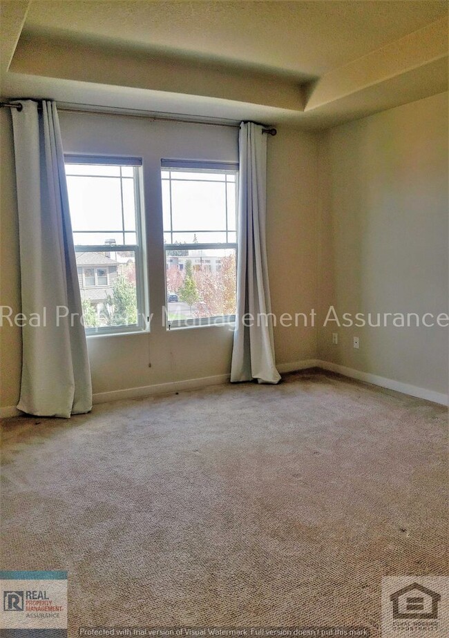 Building Photo - Mt Hood views 4BR/3BA Villebois luxury home available now! Dog Friendly