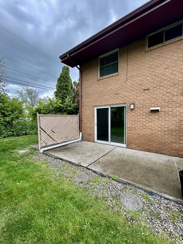 Foto del edificio - 783 N Macomb St