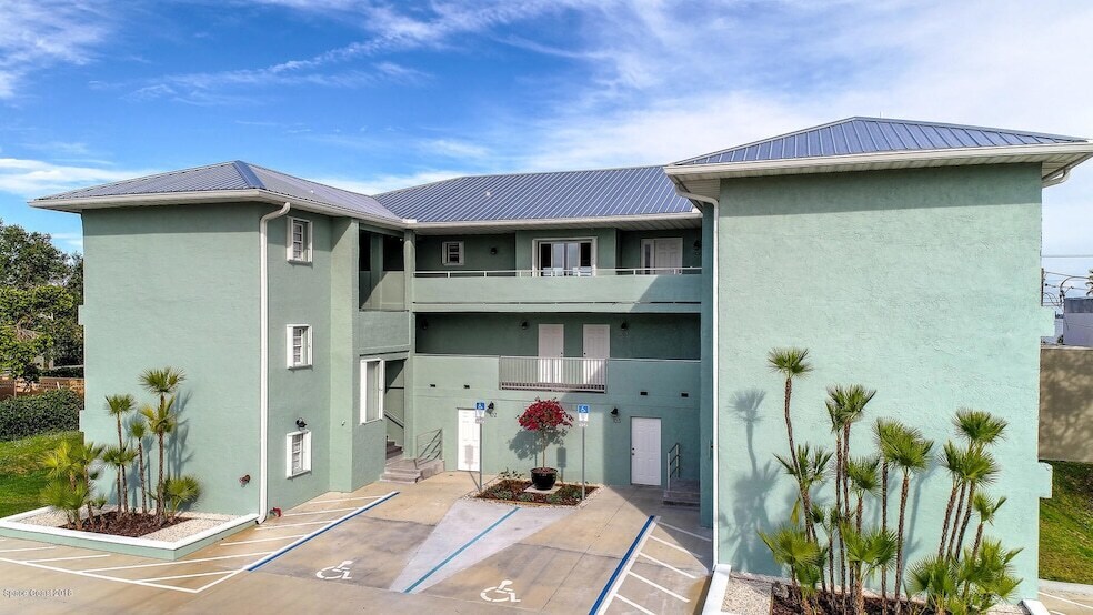 Primary Photo - 303 Audubon Drive Unit 202
