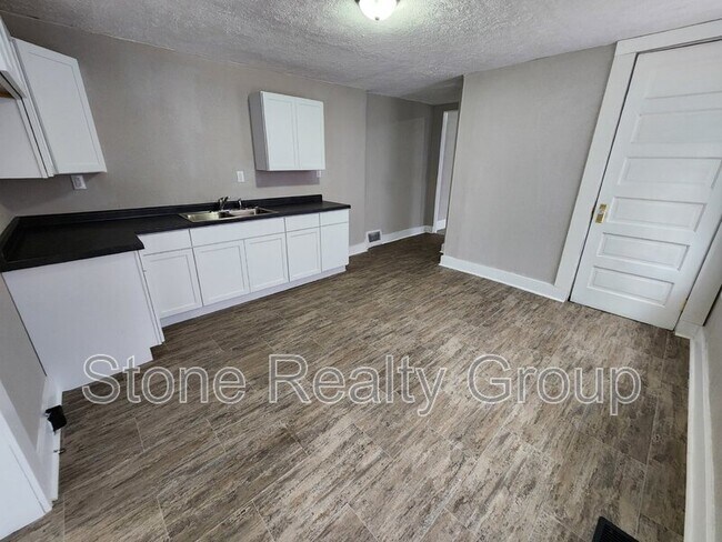 Foto del edificio - 1110 N 9th St