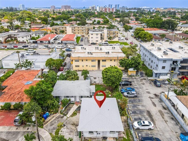 Foto del edificio - 57 SW 51st Ct